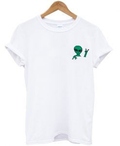 alien pocket t-shirt